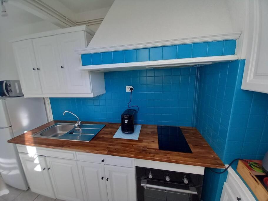 2/4 Pers Proche Centre Avec Balcon, Parking