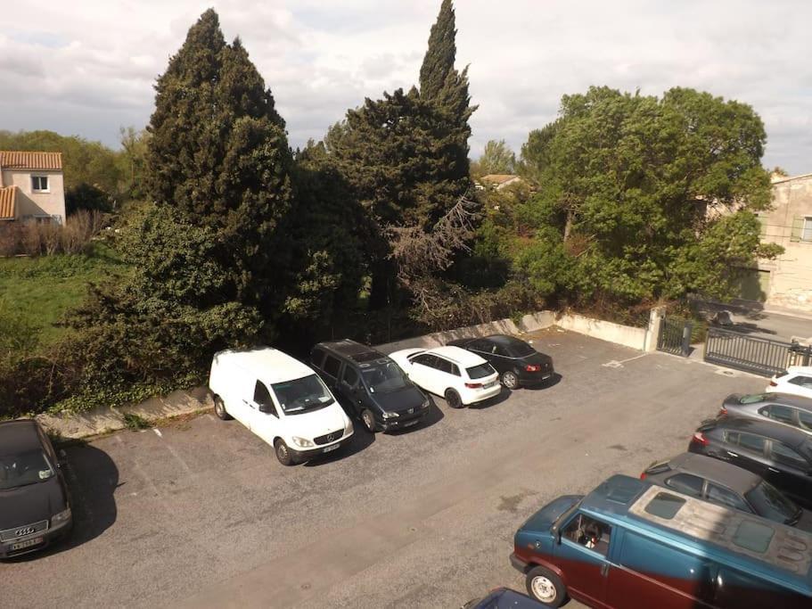 Apartamento 2/4 Pers Proche Centre Avec Balcon, Parking *